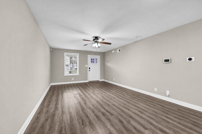 Building Photo - 1197 Old Charlotte Trace