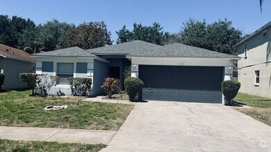 Building Photo - Pines of Wekiva single family home