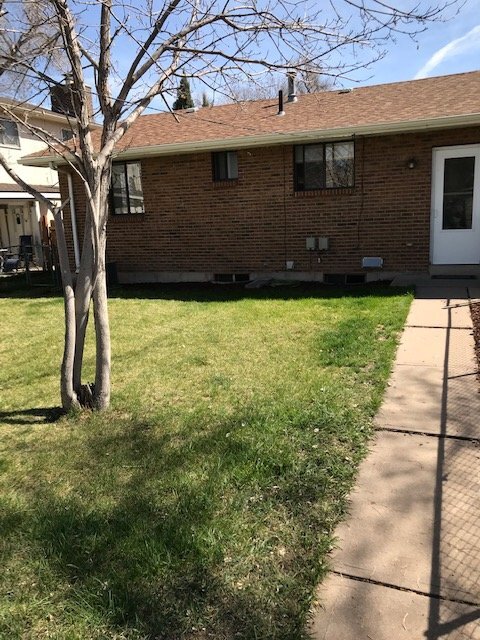 Building Photo - Englewood Ranch-Style 1/2 Brick Duplex (30DE)