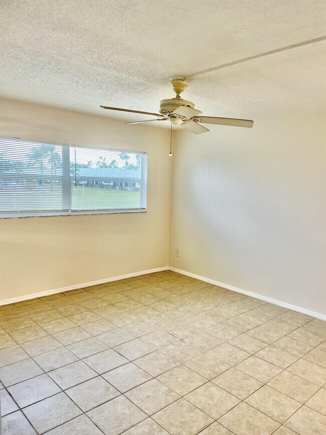 Building Photo - 6753a Lake McGregor Cir