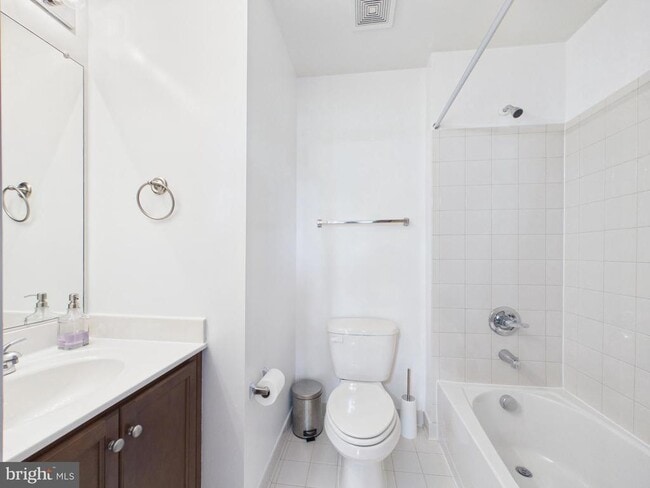 Building Photo - 15653 John Diskin Cir