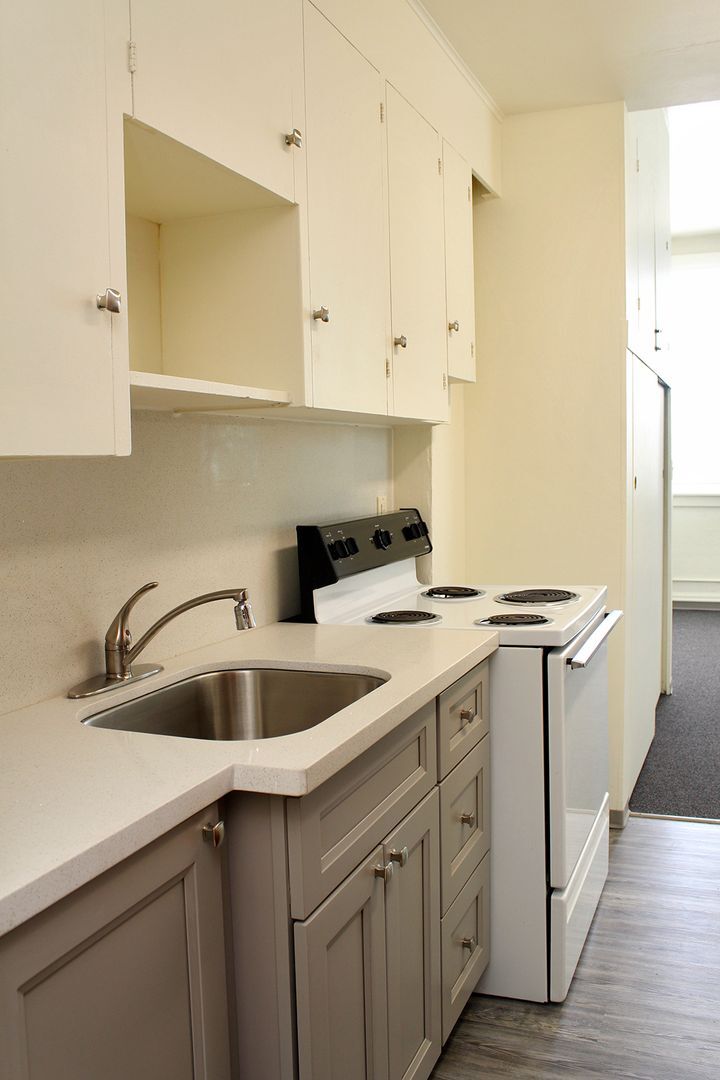 Building Photo - 12610 SW Farmington Rd