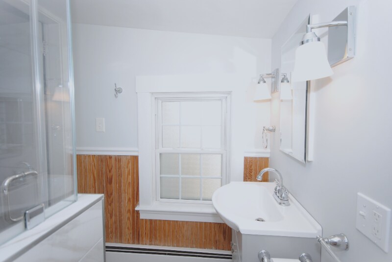 Building Photo - 79 School St