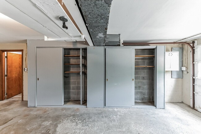 Building Photo - 2964 Werkridge Dr