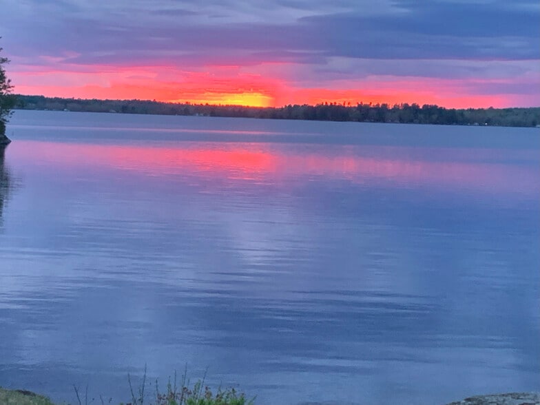 Building Photo - 48 Quail Ln