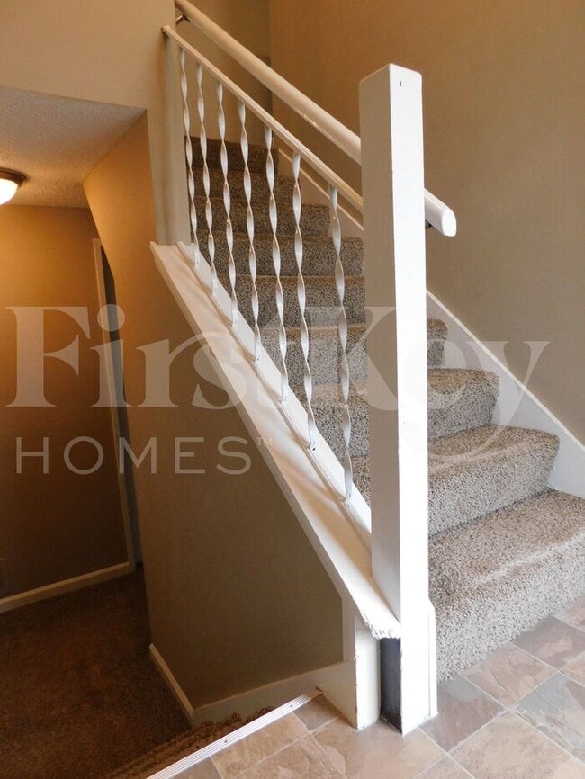 Building Photo - 2489 Millvalley Dr