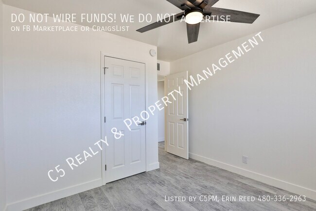 Building Photo - 13447 N 31st Dr