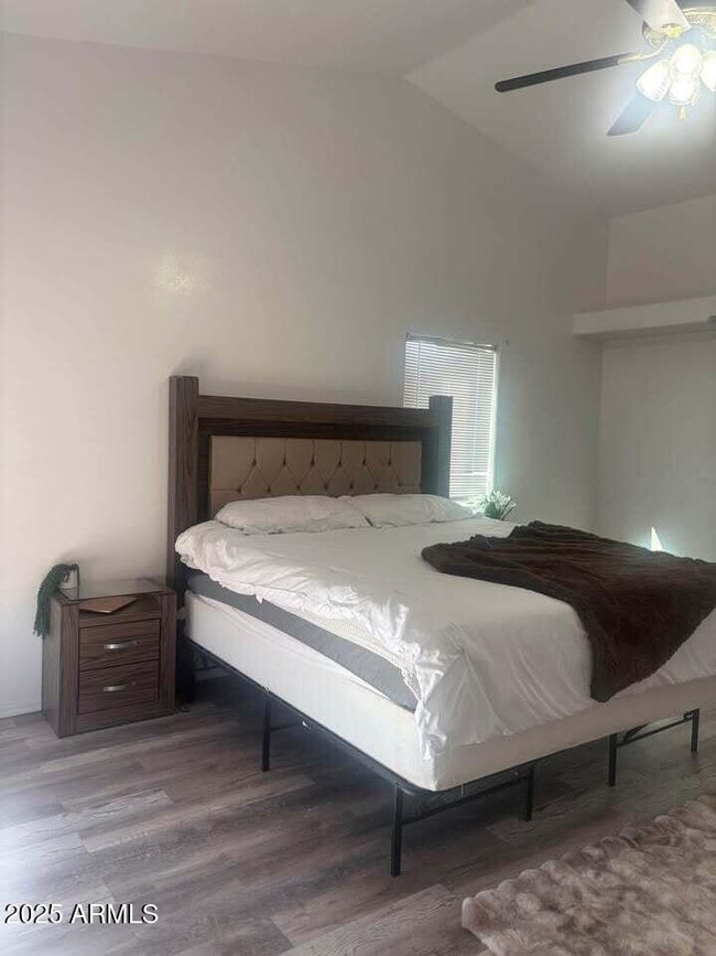 Building Photo - 1427 Cam Chavinda