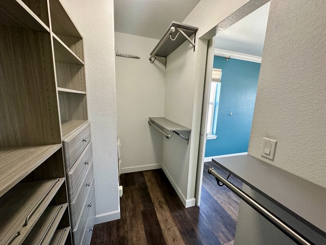 Building Photo - ****MOVE IN SPECIAL***  Move in Before February 20, 2026 and receive $500 off of 1st Month's Rent!!