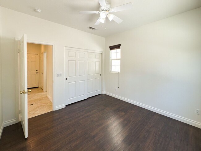 Building Photo - ~Temecula's Wolf Creek Community~ Beautifu...