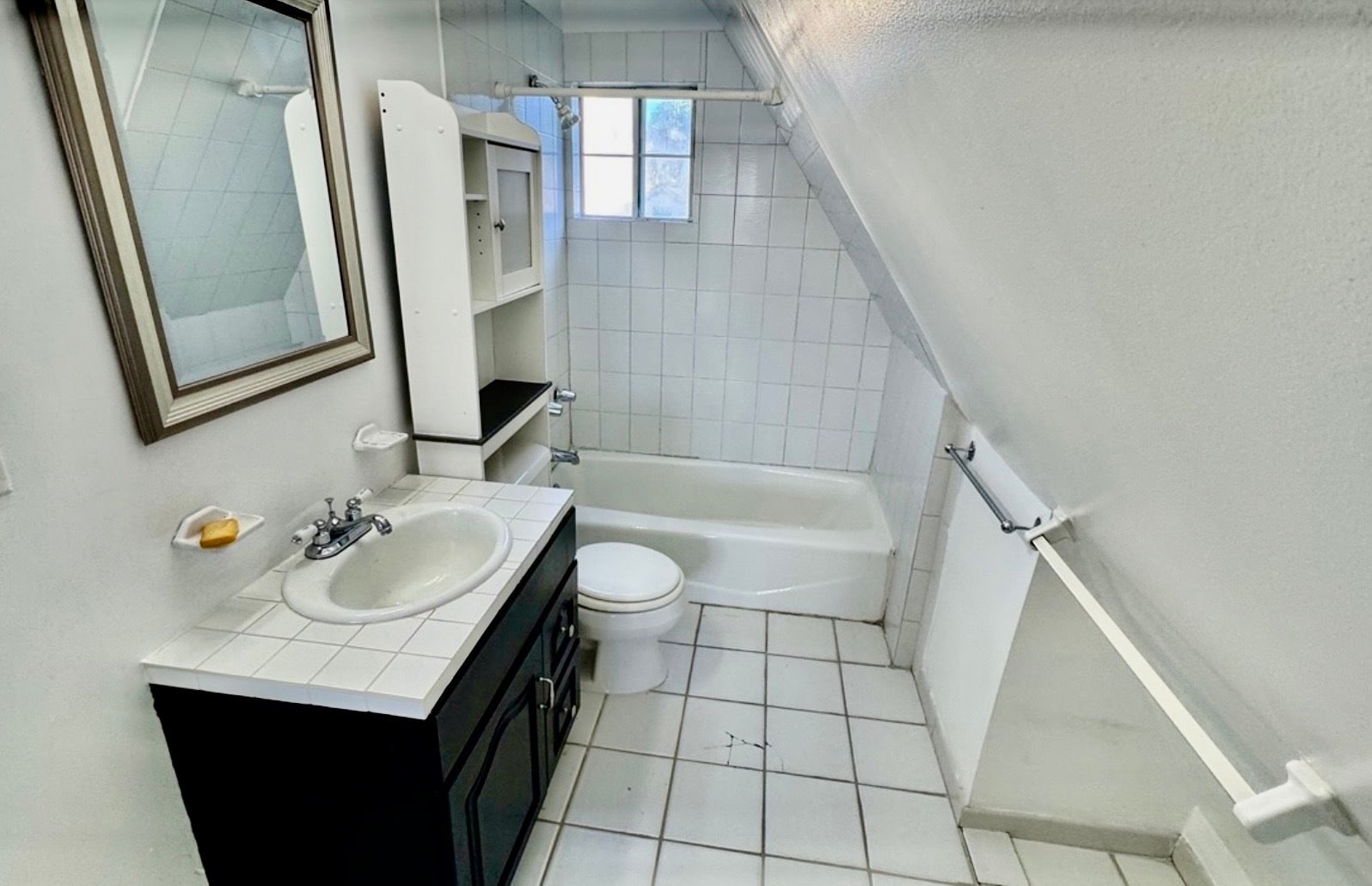 Building Photo - 459 N Alfred St