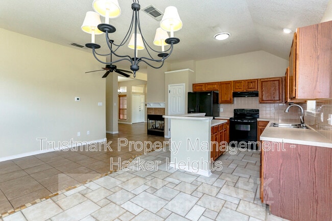 Building Photo - 505 Chickasaw Dr