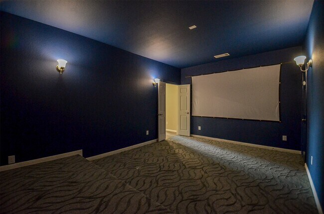 Building Photo - 24918 Meadowthorn Crest Ln