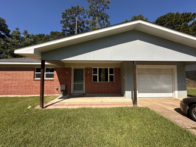 Building Photo - 309 Ivy St
