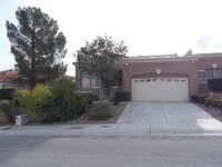 Building Photo - Single-Story Townhome with Golf Course Views in Summerlin
