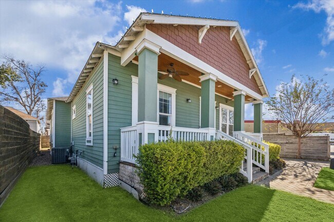 Building Photo - 304 Walton St