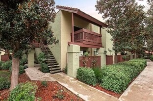 Building Photo - 2909 Huntington Blvd