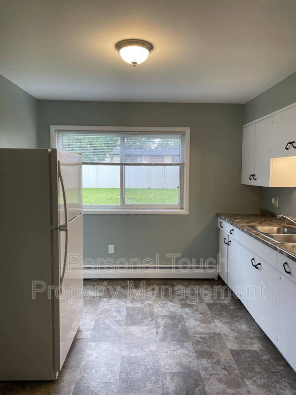 Building Photo - 1824 14th St S