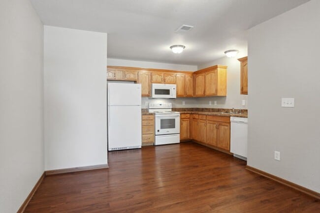 Building Photo - 3 bd 2 bath - Grain Valley