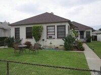 Building Photo - 2221