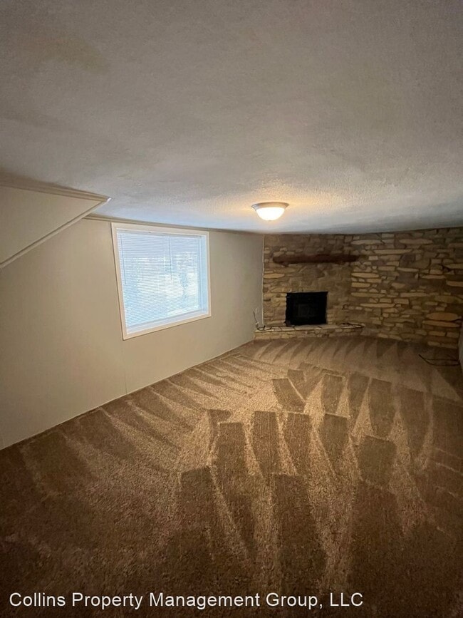 Building Photo - 3 br, 1 bath House - 1439 S Luster Ave