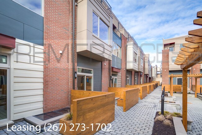 Building Photo - 919 N 5th St