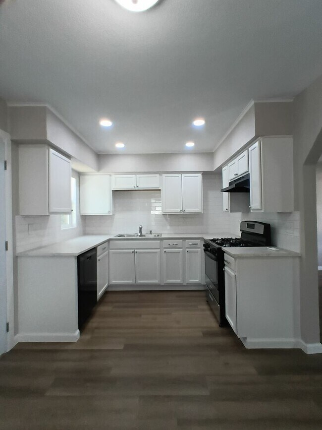 Building Photo - It's ready! New Remodel