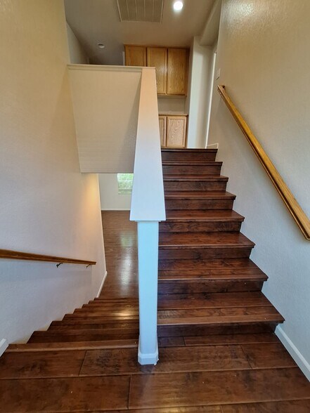 Building Photo - 5066 Trouville Ln