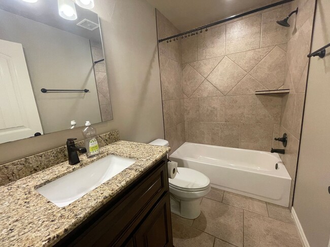 Building Photo - Deer Creek Schools