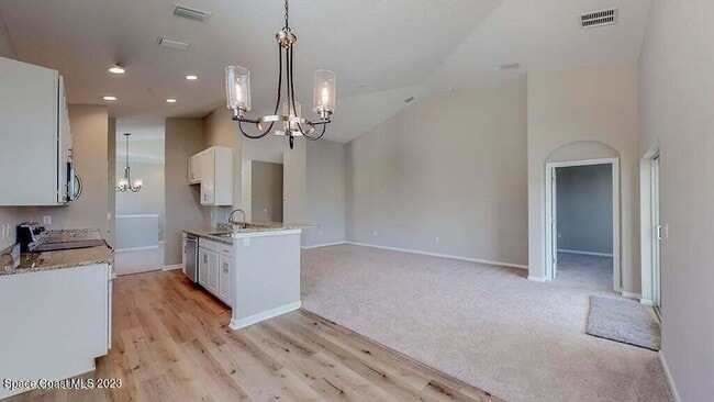 Building Photo - 3930 Playa Del Sol Dr