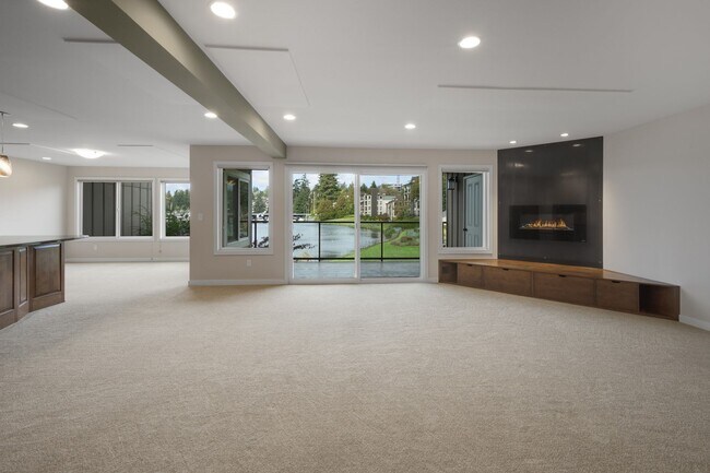 Building Photo - 2bd/2ba Bellevue Condo