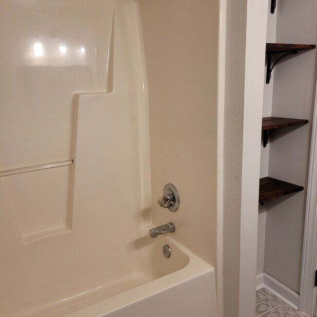 Building Photo - 15012 State Hwy 96