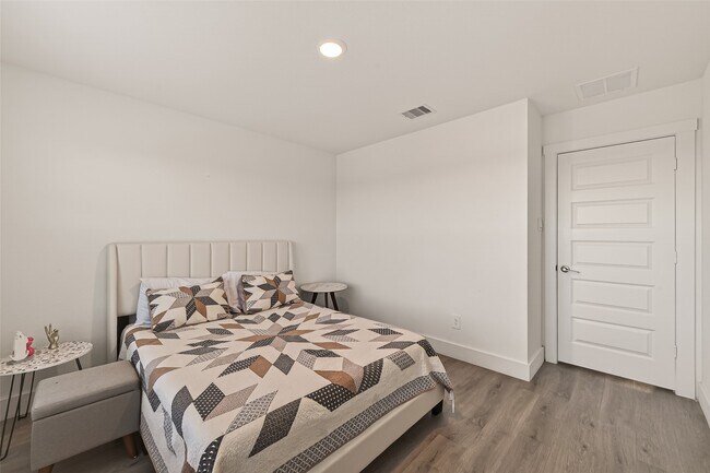 Building Photo - 3415 Dursley Landing Ct