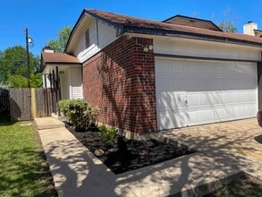 Building Photo - 2618 Alcott Ln