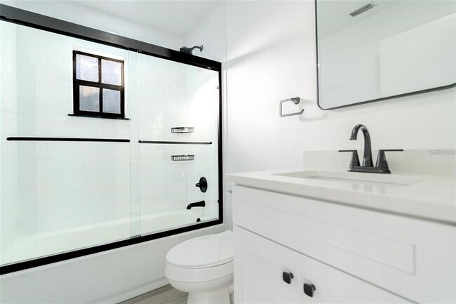 Building Photo - 341 Sterling Dr