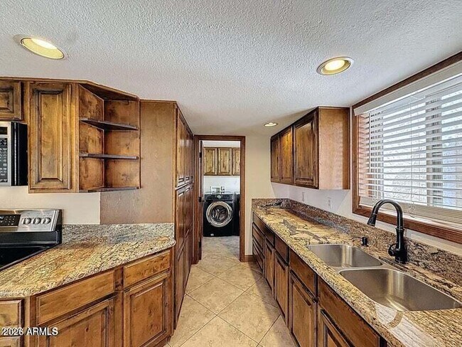 Building Photo - 15545 E Mustang Dr