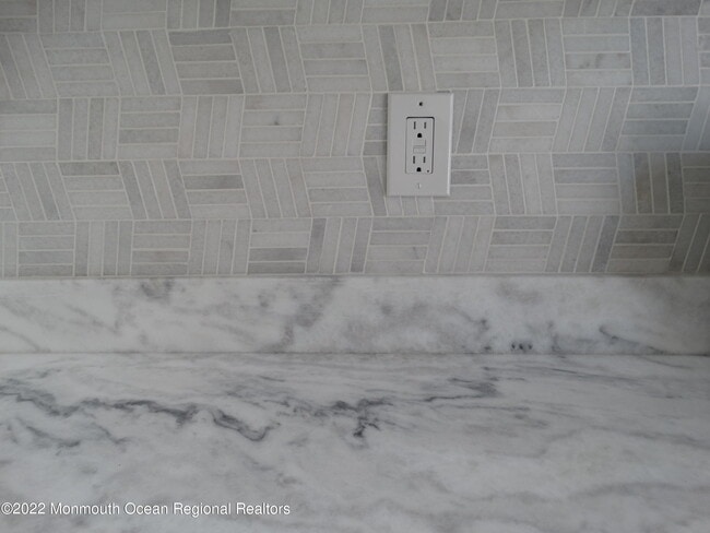 Building Photo - 74 Norwood Ave