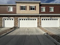 Building Photo - 885 E 98th Ave