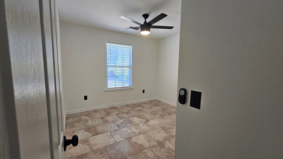 Building Photo - 203 Turkey Trot Rd
