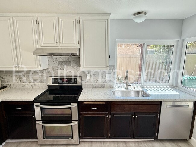 Building Photo - 8855 Centaurus Way