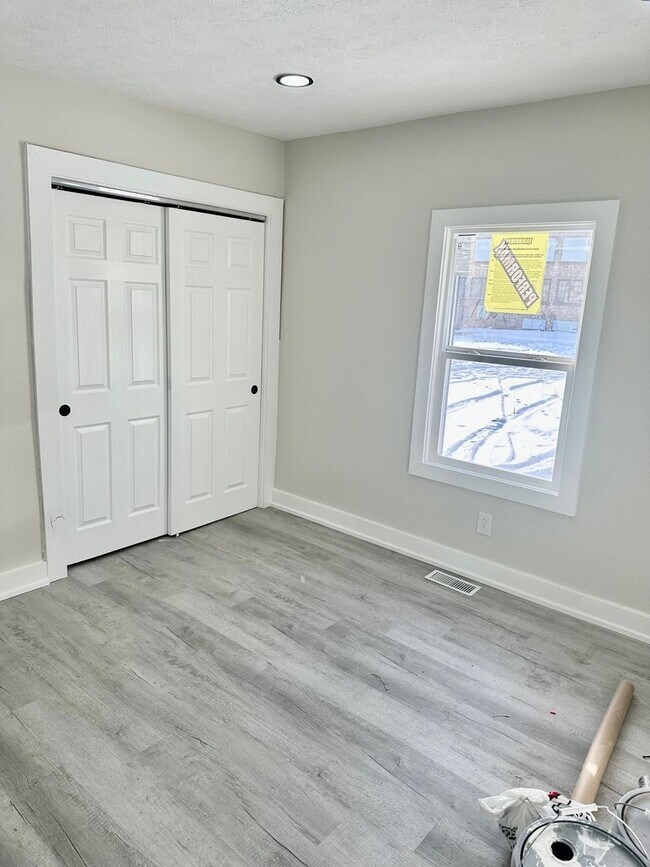 Building Photo - Charming Completely Remodeled Home!