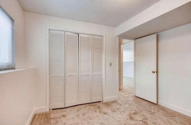 Building Photo - 10418 Jellison Way