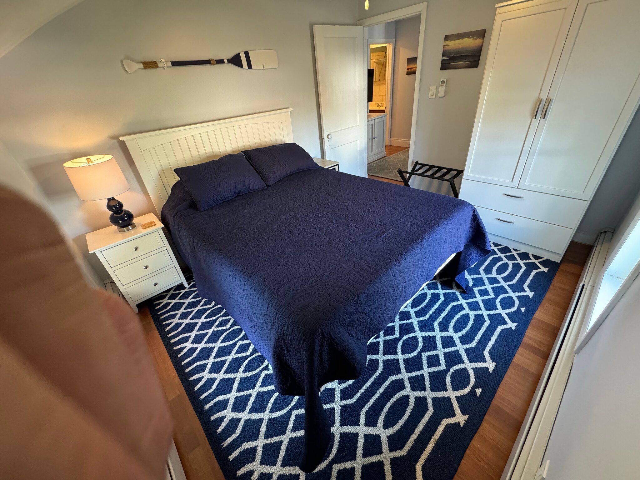 Bedroom 1 queen bed - 209 Amber St