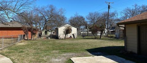 Building Photo - 900 Haggard St