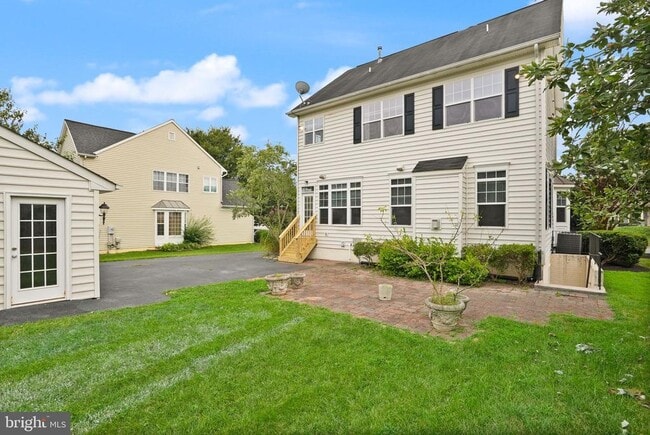 Building Photo - 8857 Yellow Hammer Dr