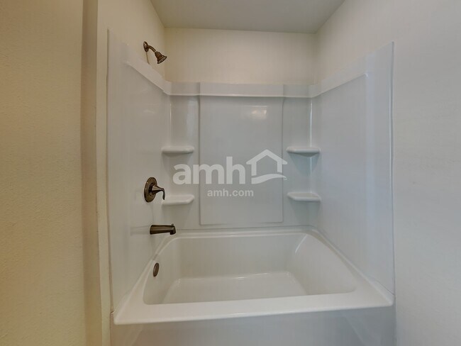 Building Photo - 2948 Calebs Cove Way