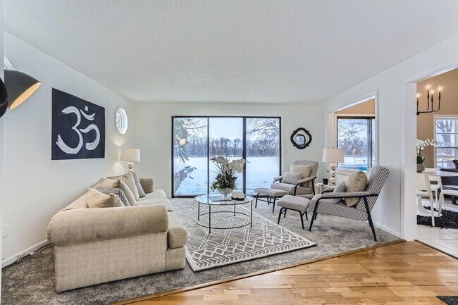 Building Photo - 5636 Twin Lake Terrace N