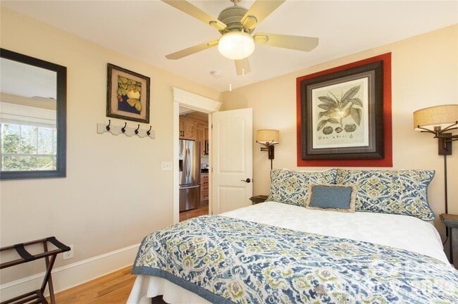 Building Photo - 41 Mildred Ave