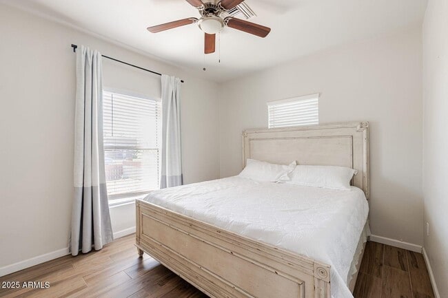 Building Photo - 1514 E Fillmore St