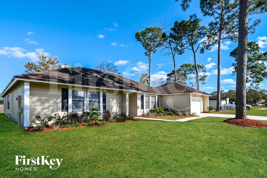 Building Photo - 14122 Crystal Cove Dr